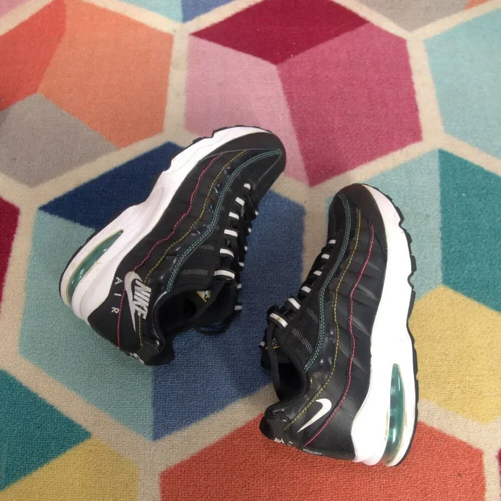 Nike Air‎ Max 95 Game (gs) Youth 5Y CJ6955-001  Black Crimson
